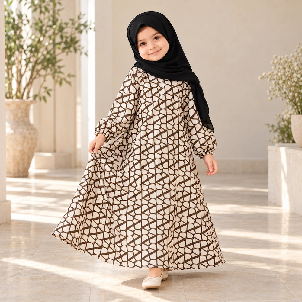 Beige girls’ abaya with a repeating brown geometric lattice print